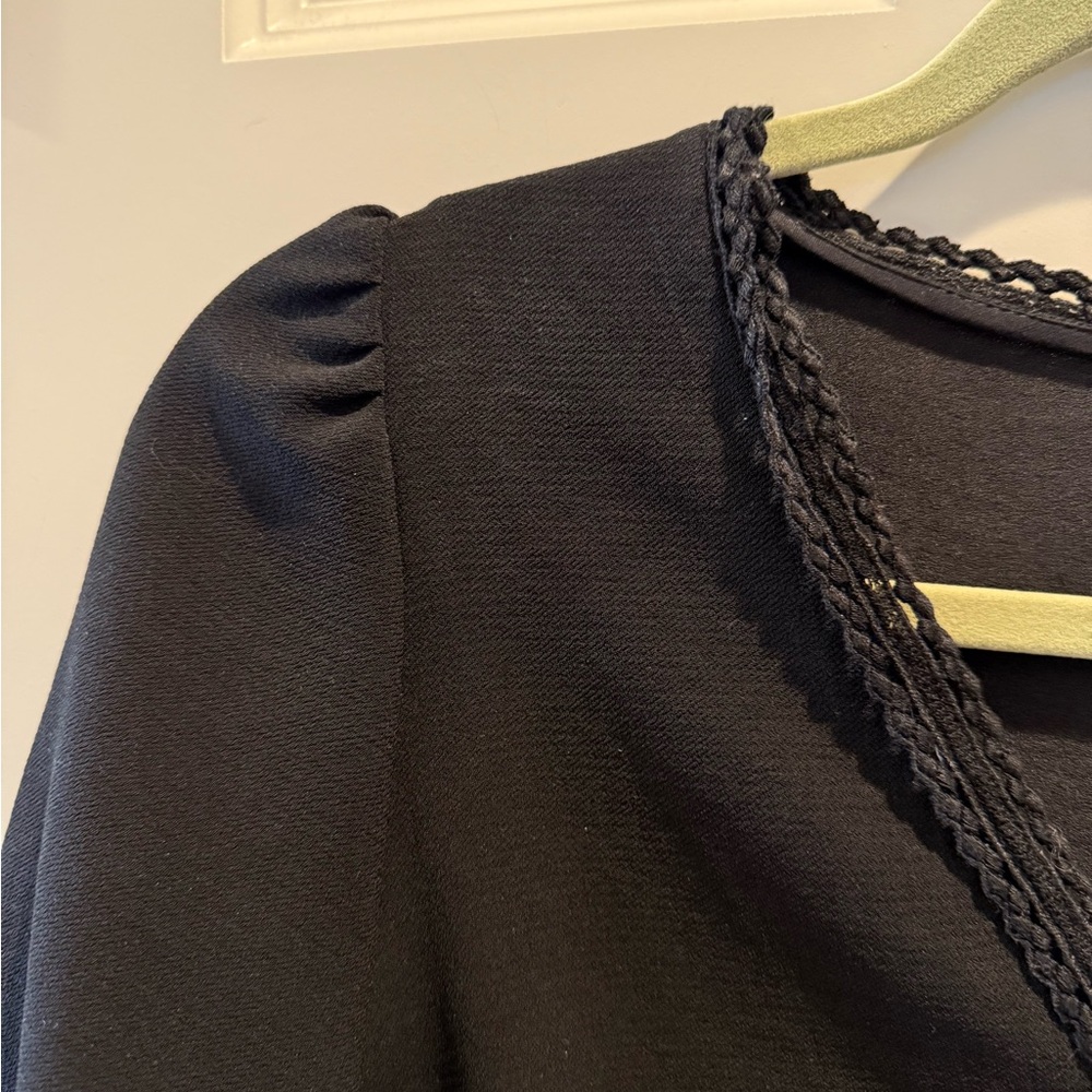 Sézane trim detail black blouse - Picture 5 of 8